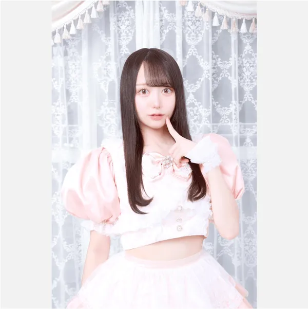 絢乃れい