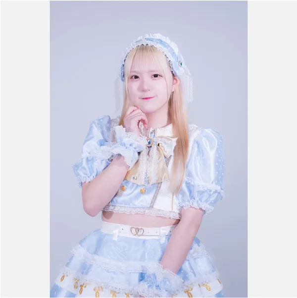 白咲つむぎ