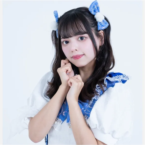 榛リサ