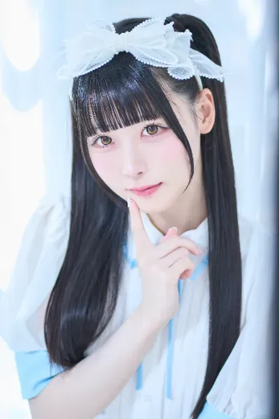 麻倉 もな