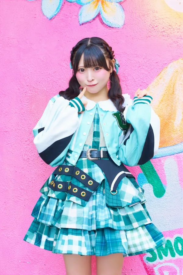 紬希わかな