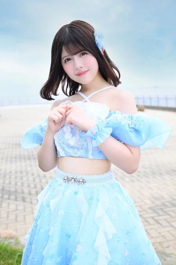 髙月 りな
