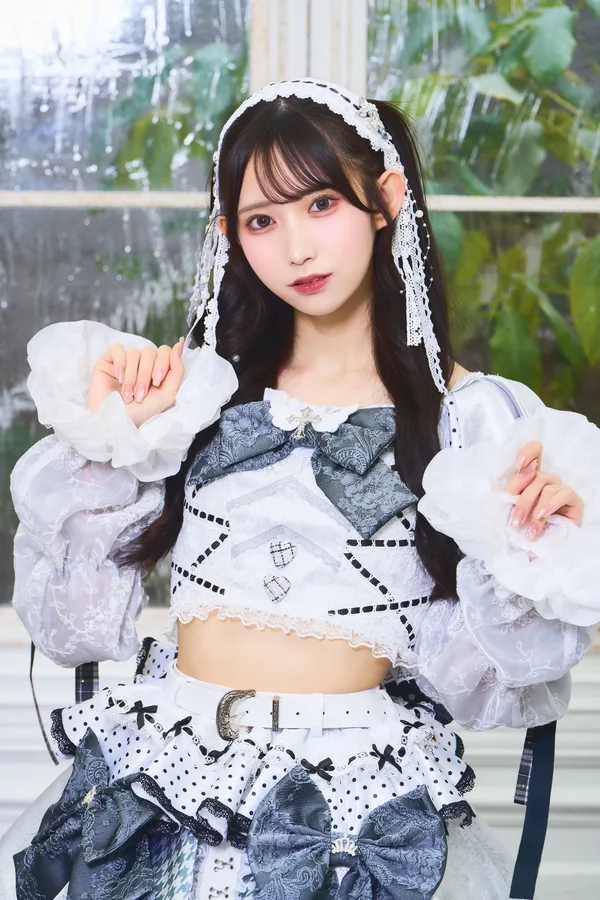 日女白りこ
